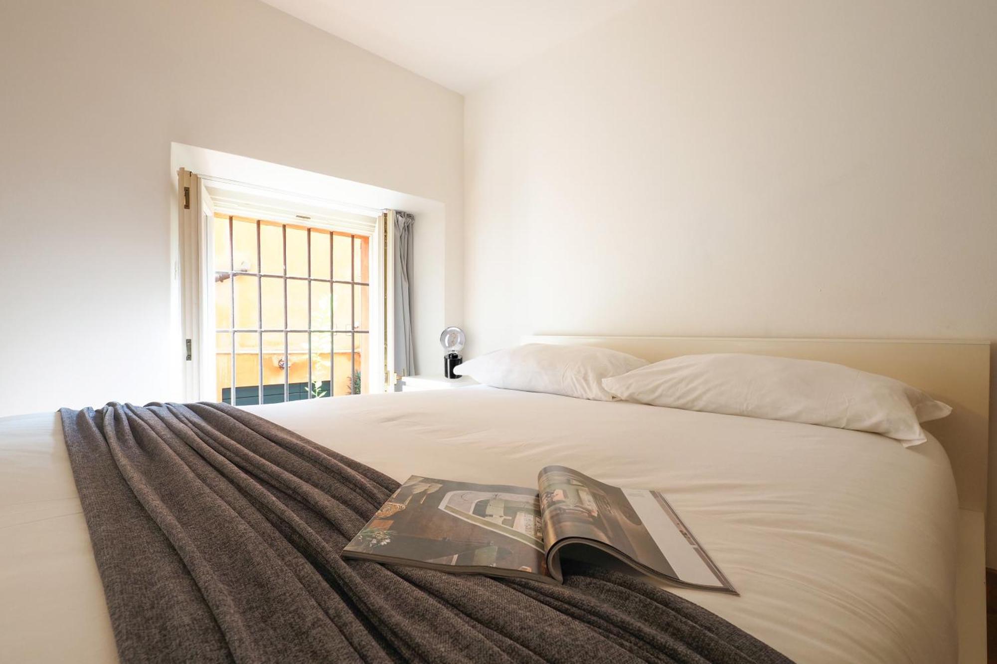 Enchanting Loft Between History And Tranquility Milano Exteriör bild